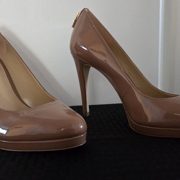 Michael Kors Pumpa - Picture 13 of 13